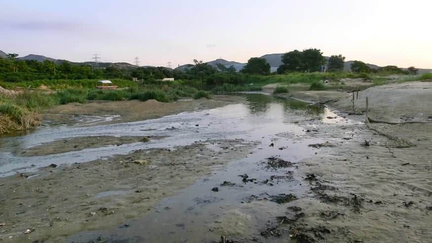 爛泥地 /image/blog/c7j2q.jpg