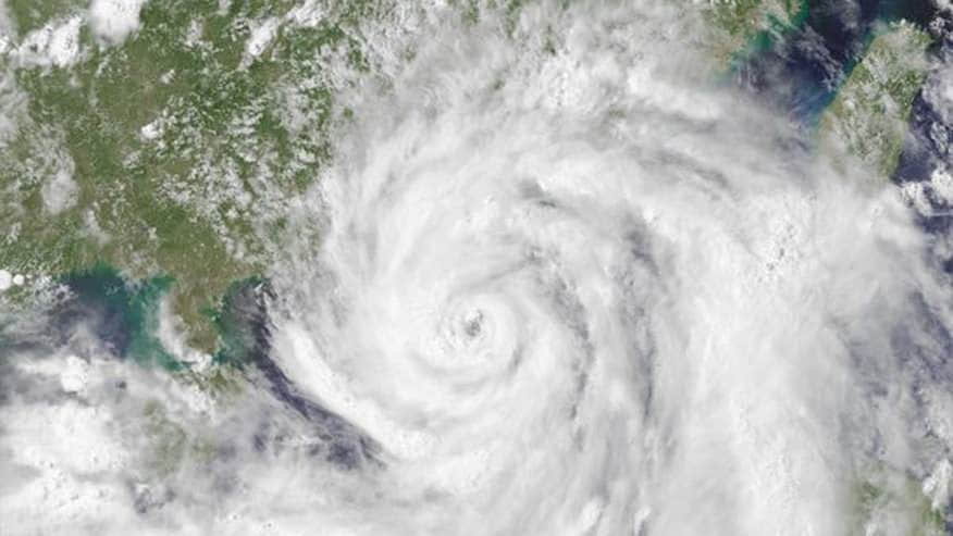 颶風雲圖 /image/blog/udq3e.jpg